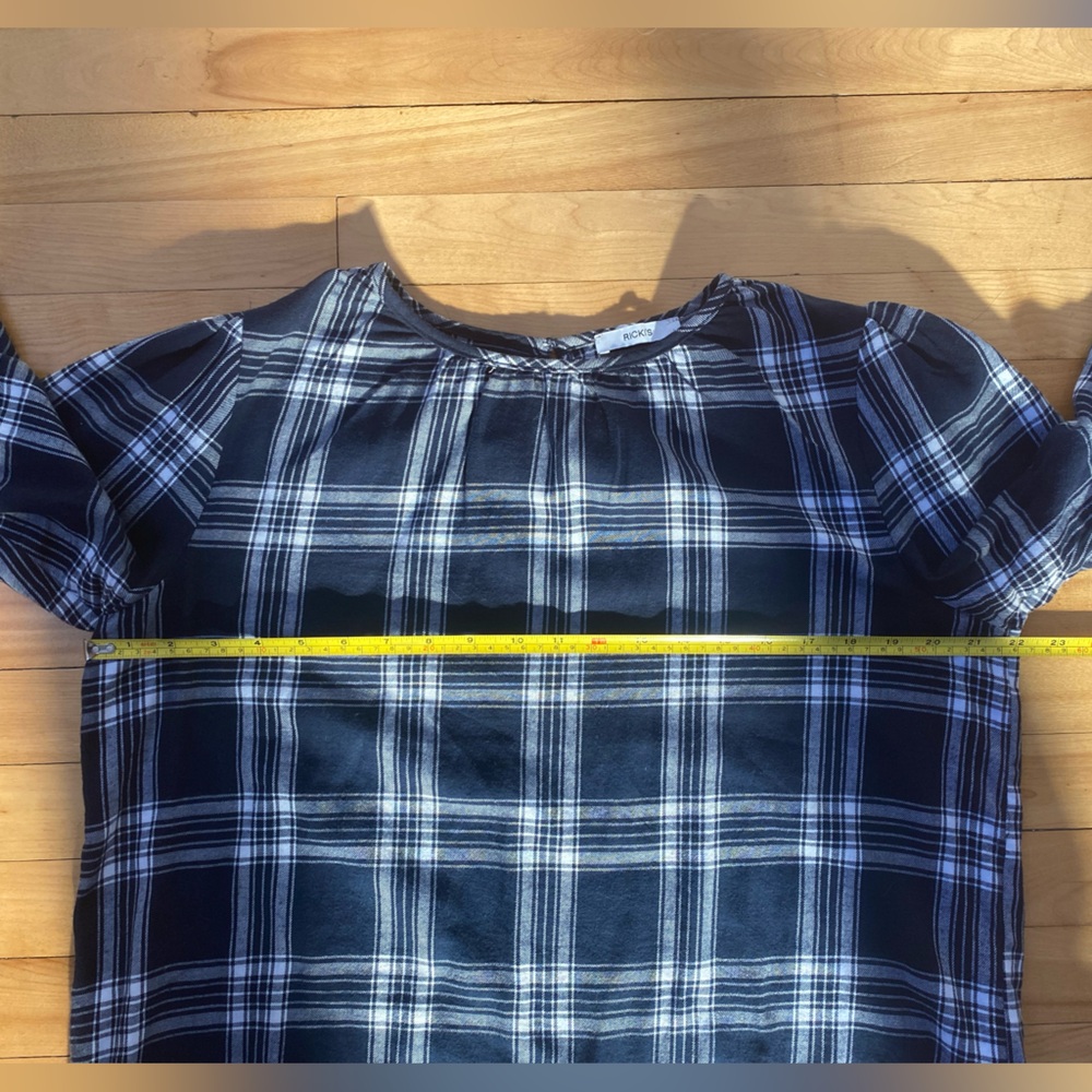 Ricki’s Navy and White Light Flannel Blouse - Picture 6 of 6